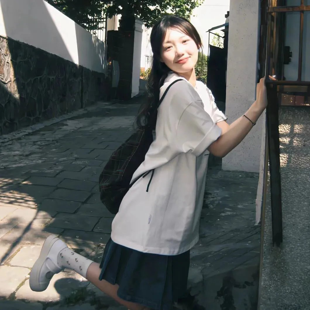 少年与士兵 封面