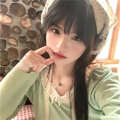 送报女孩 封面